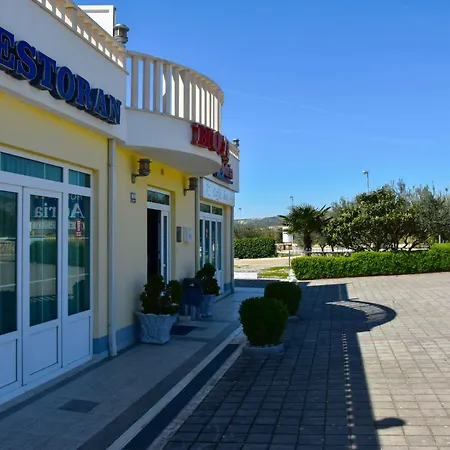 Adria Hotel