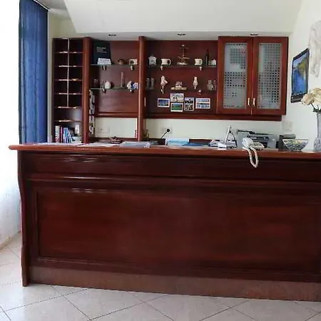Adria Hotel Kaštela