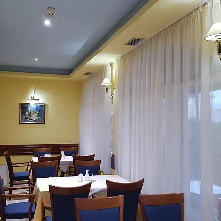 Adria Hotel Kaštela