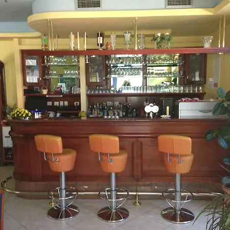 酒店 阿德里亚酒店 3*