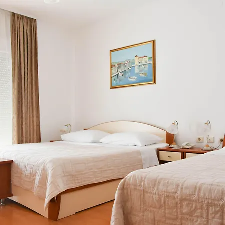 Adria Hotel Kaštela