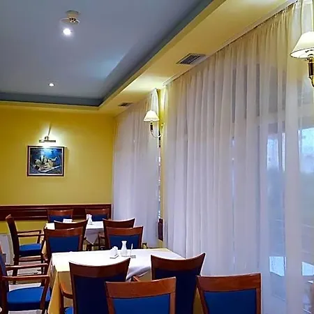 Adria Hotel