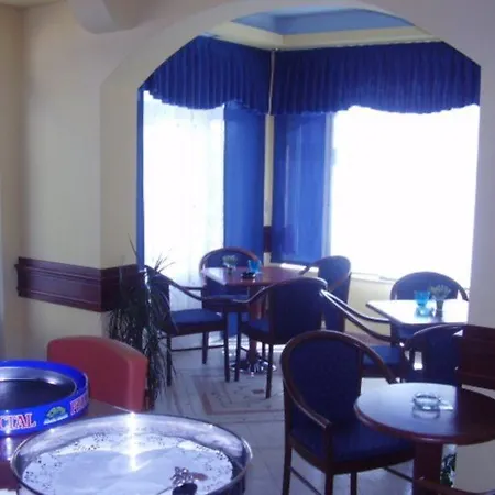 阿德里亚酒店 3* Kaštela