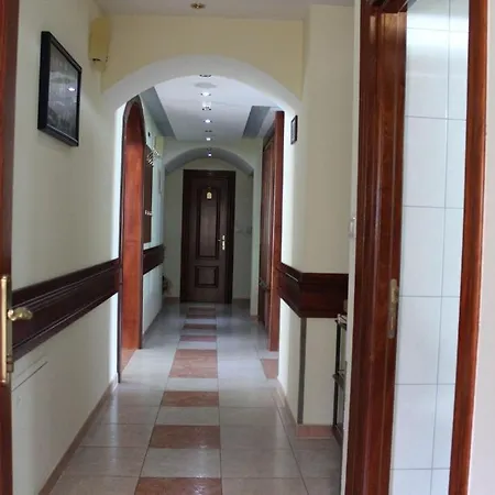 Hotell Adria 3*